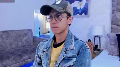 Evan Smitt online show from 02.06.25