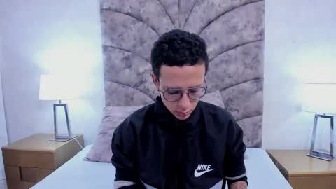 Evan Smitt online show from 02.10.25