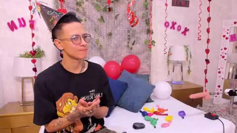 Evan Smitt online show from 02.17.25