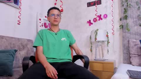 Evan Smitt online show from 02.18.25