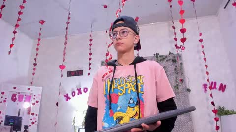 Evan Smitt online show from 02.20.25