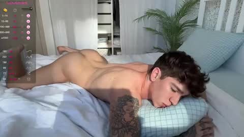 evan_white_ online show from 09.09.25