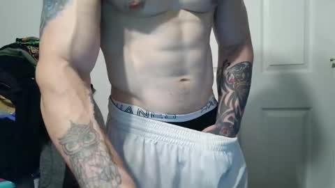 Snapshot of evancage chatting on 12.02.24 evan cage online show from 12.02.24