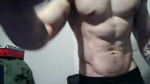 Snapshot of evancage chatting on 12.09.24 evan cage online show from 12.09.24