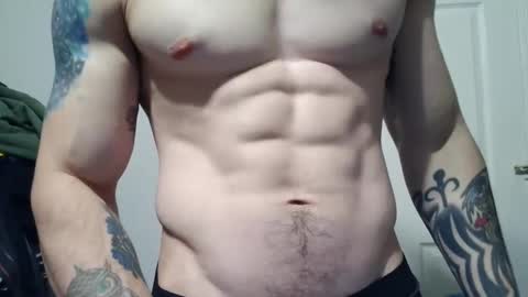 Snapshot of evancage chatting on 01.05.25 evan cage online show from 01.05.25