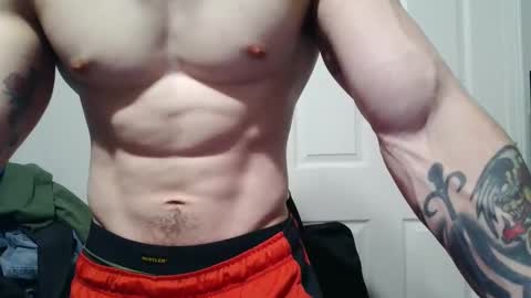 Snapshot of evancage chatting on 01.21.25 evan cage online show from 01.21.25