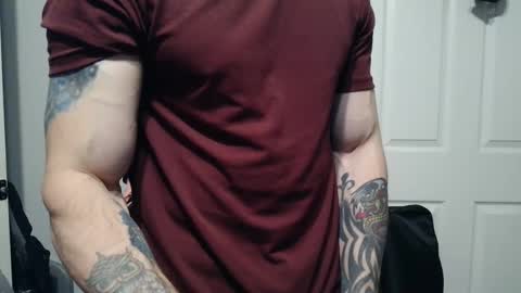 Snapshot of evancage chatting on 02.24.25 evan cage online show from 02.24.25