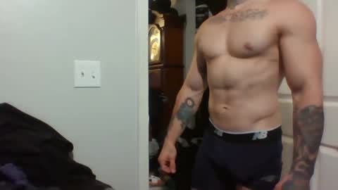 Snapshot of evancage chatting on 10.09.25 evan cage online show from 10.09.25