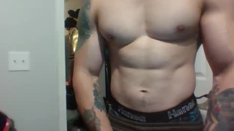 Snapshot of evancage chatting on 10.27.25 evan cage online show from 10.27.25