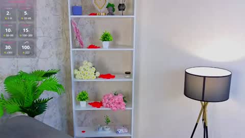 Snapshot of evangelinakovacevic chatting on 07.27.26 Hello im Lia online show from 07.27.26