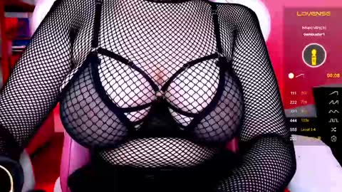 Streams schedule Wed Thursday Friday Saturday Sunday 1100-1700GMT Monday and Tuesday Day offs online show from 04.19.26