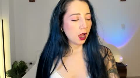Snapshot of evangelinelovee chatting on 06.25.26 Evangeline online show from 06.25.26