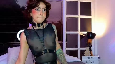 Snapshot of evangelyne1 chatting on 01.03.25 Evangelyne online show from 01.03.25