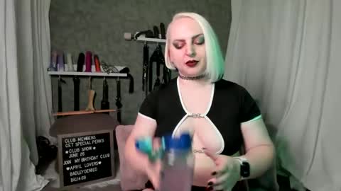 Snapshot of evanharlowe chatting on 05.29.26 Evan Harlowe online show from 05.29.26