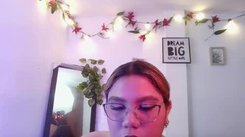 Snapshot of evania_lorns chatting on 06.02.26 eva online show from 06.02.26