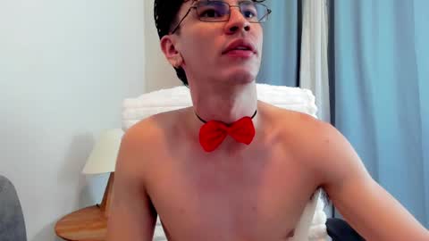 Snapshot of evans_lubov chatting on 05.31.26 Evans Lubov online show from 05.31.26