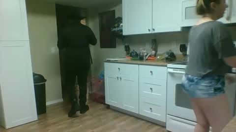 evanschris2048 online show from 03.03.25