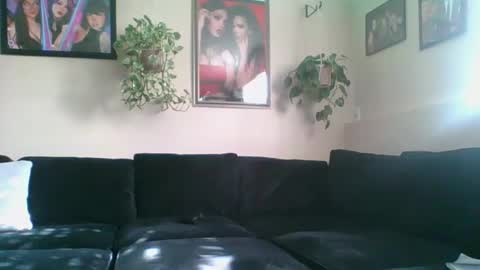 evanschris2048 online show from 11.12.25