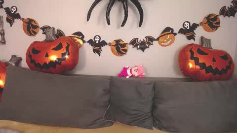 Adelina online show from 10.27.25