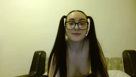 Snapshot of evaryde chatting on 12.23.25 EvaRyde online show from 12.23.25