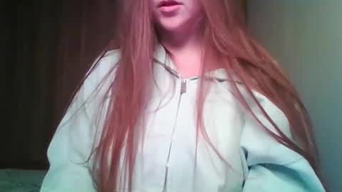 evasapples2026 online show from 04.21.26