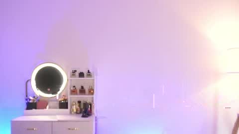 EVA SAVAGEIm recovering from surgery. Ill see you in a couple of weeks. online show from 04.15.26