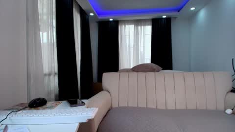  EVA LUNA online show from 02.23.26