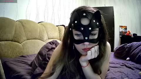 Snapshot of evatech chatting on 03.19.26 Im Eva Help me to reach 100 thumbs up online show from 03.19.26