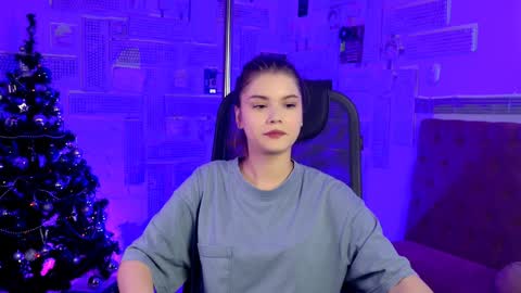 Snapshot of evathopson chatting on 12.09.24 Eva  next stream -  - 1600 UTC2000  online show from 12.09.24