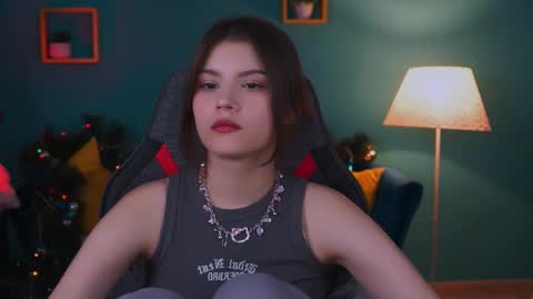 Snapshot of evathopson chatting on 01.14.25 Eva  next stream -  - 1600 UTC2000  online show from 01.14.25