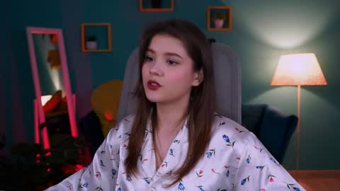 Snapshot of evathopson chatting on 01.28.25 Eva  next stream -  - 1600 UTC2000  online show from 01.28.25