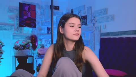 Snapshot of evathopson chatting on 02.28.25 Eva  next stream -  - 1600 UTC2000  online show from 02.28.25