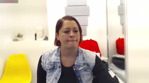 Eva Twiss online show from 11.10.25