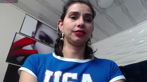 Snapshot of evawilliams_ chatting on 02.28.25 Eva online show from 02.28.25
