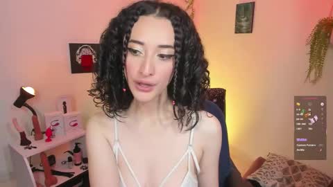 Eve Jane  online show from 09.17.25