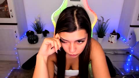 eveeevian online show from 12.13.24