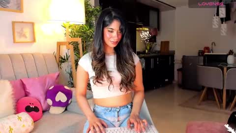 Snapshot of eveekendal_ chatting on 09.10.25  Eve  online show from 09.10.25