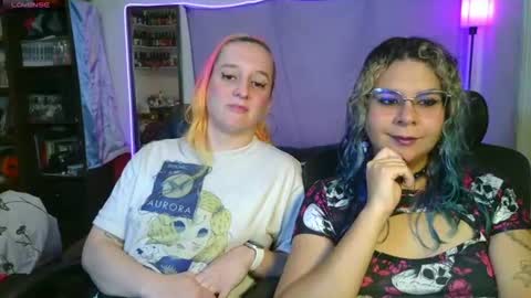 Snapshot of evelan123 chatting on 06.30.26 Chulal online show from 06.30.26