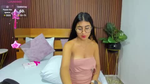 BELLA online show from 03.08.25