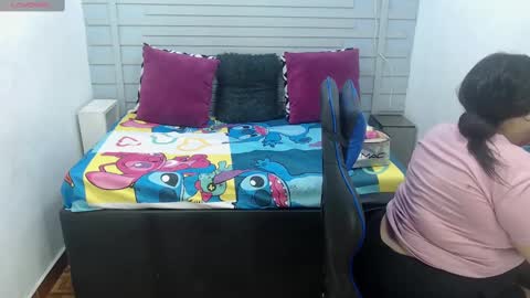 evelin zaens online show from 02.24.25