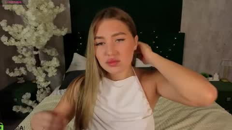 Evelina online show from 04.20.26