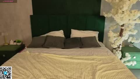 Evelina online show from 04.22.26