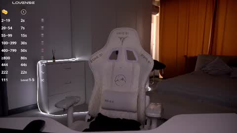 Evelina online show from 07.12.26