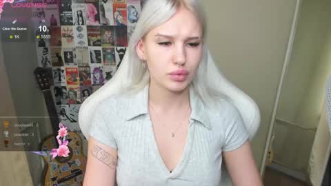 Snapshot of evelinalu chatting on 05.31.26 Evelina online show from 05.31.26