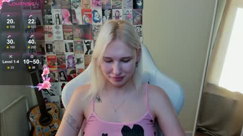 Snapshot of evelinalu chatting on 06.09.26 Evelina online show from 06.09.26
