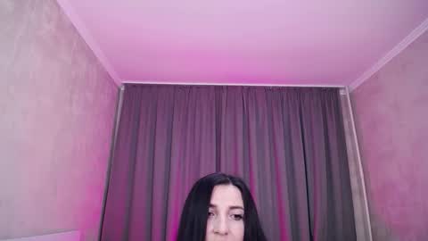 Evelin online show from 10.15.25