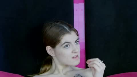 Snapshot of evelisse chatting on 04.25.26 Eve online show from 04.25.26