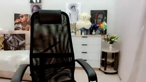 evelove online show from 09.13.25