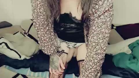 Snapshot of evelyn420521 chatting on 06.04.26 evelyn420521 online show from 06.04.26