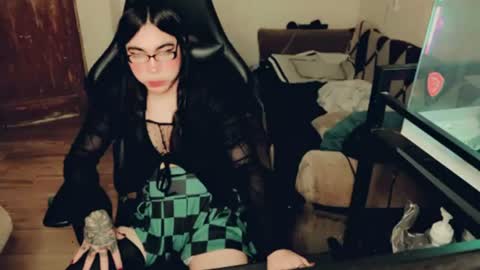 Snapshot of evelyn420521 chatting on 07.29.26 evelyn420521 online show from 07.29.26